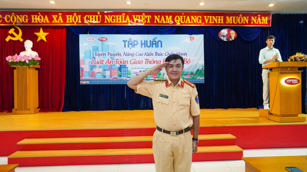 Trung tá Đinh Minh Vương – Cán bộ Phòng CSGT ĐB-ĐS TP.HCM