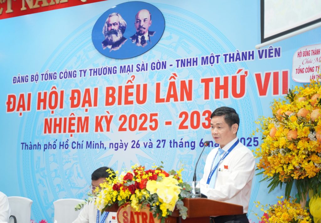 Đ/c Lâm Quốc Thanh, Phó Bí thư Đảng ủy nhiệm kỳ VI thay mặt Đoàn Chủ tịch báo cáo kết quả thực hiện Nghị quyết Đại hội Đảng bộ Tổng Công ty nhiệm kỳ 2020-2025