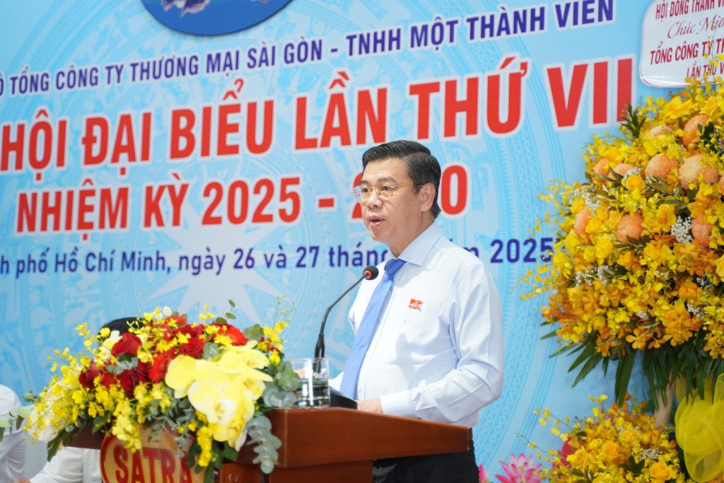 Đ/c Nguyễn Văn Dũng, Thành ủy viên – Ủy viên Ban Thường vụ Đảng ủy – Phó Chủ tịch Ủy ban Nhân dân Thành phố phát biểu chỉ đạo tại Đại hội